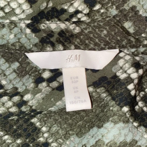 H&M Snake Print Blouse - Picture 3 of 3